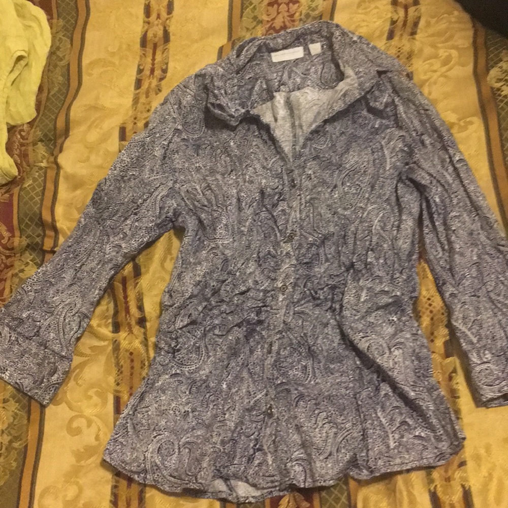 3/3 Sleeve Paisley Collared shirt with pleating